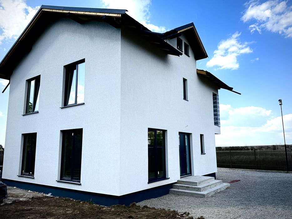 Casa de vanzare