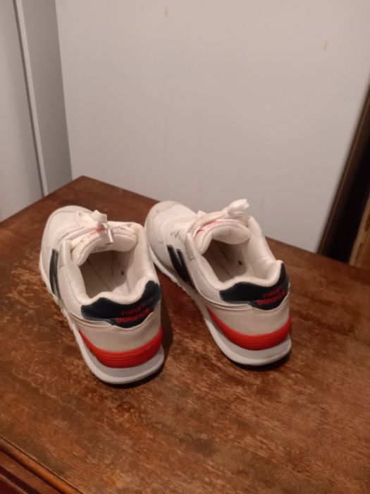 Продам кроссовки 38 р-р