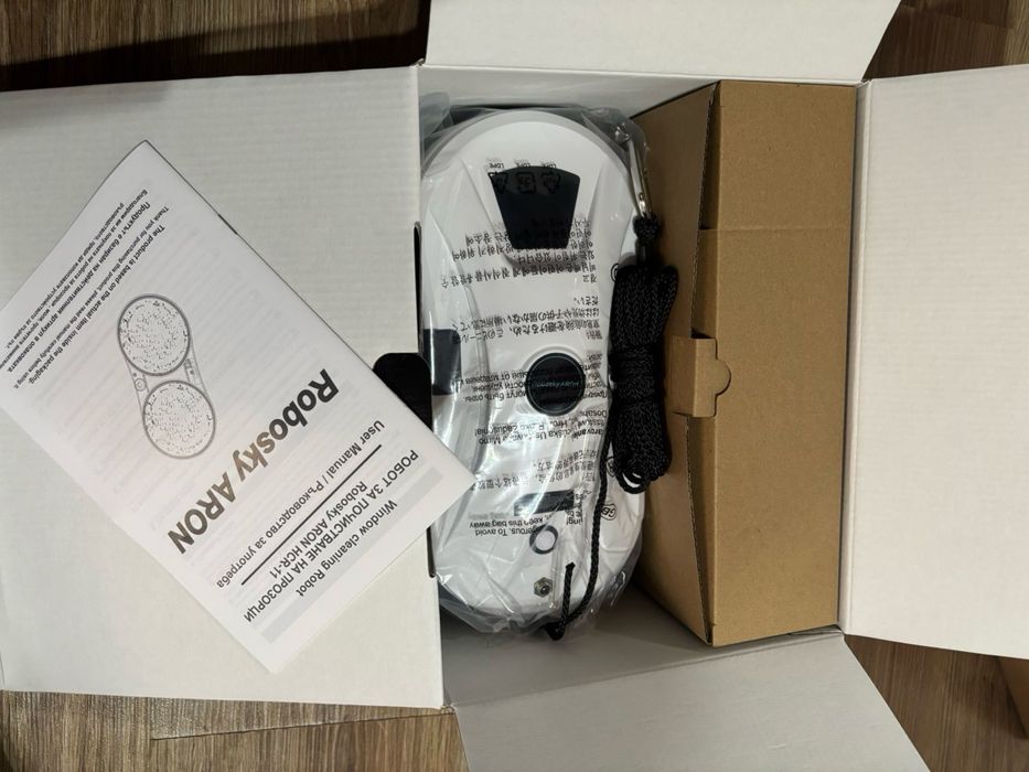 Робот за миене на прозорци ROBOSKY ARON