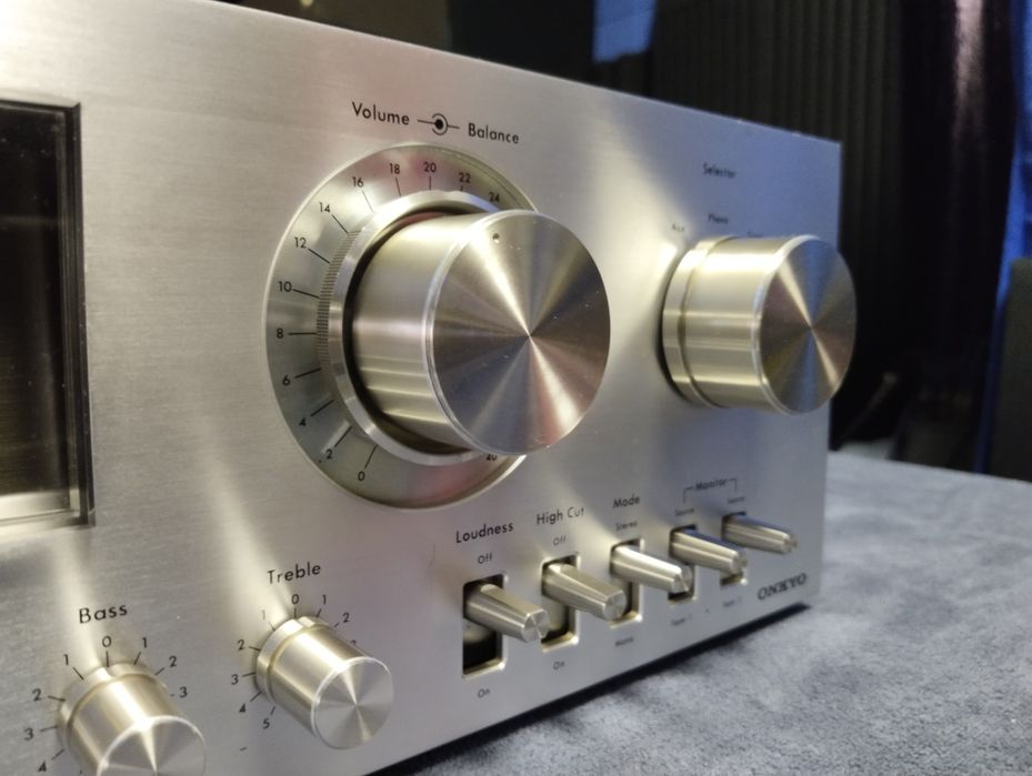 Onkyo A-6000 стерео усилитель