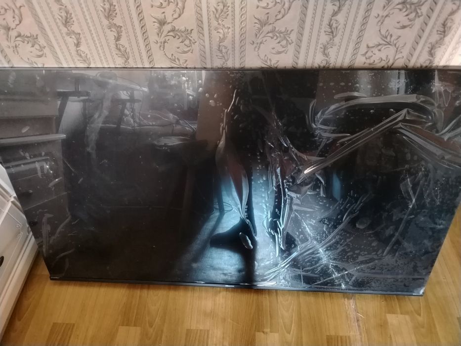 Телевизор Hisense 55E7KQ