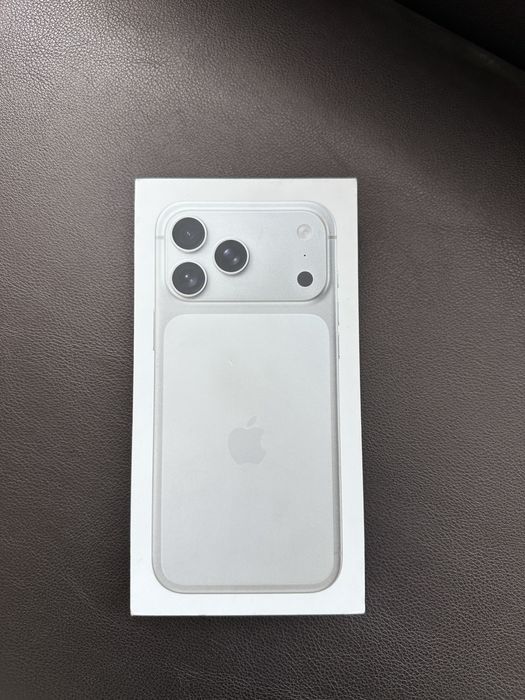 iPhone 17 pro Max 256GB