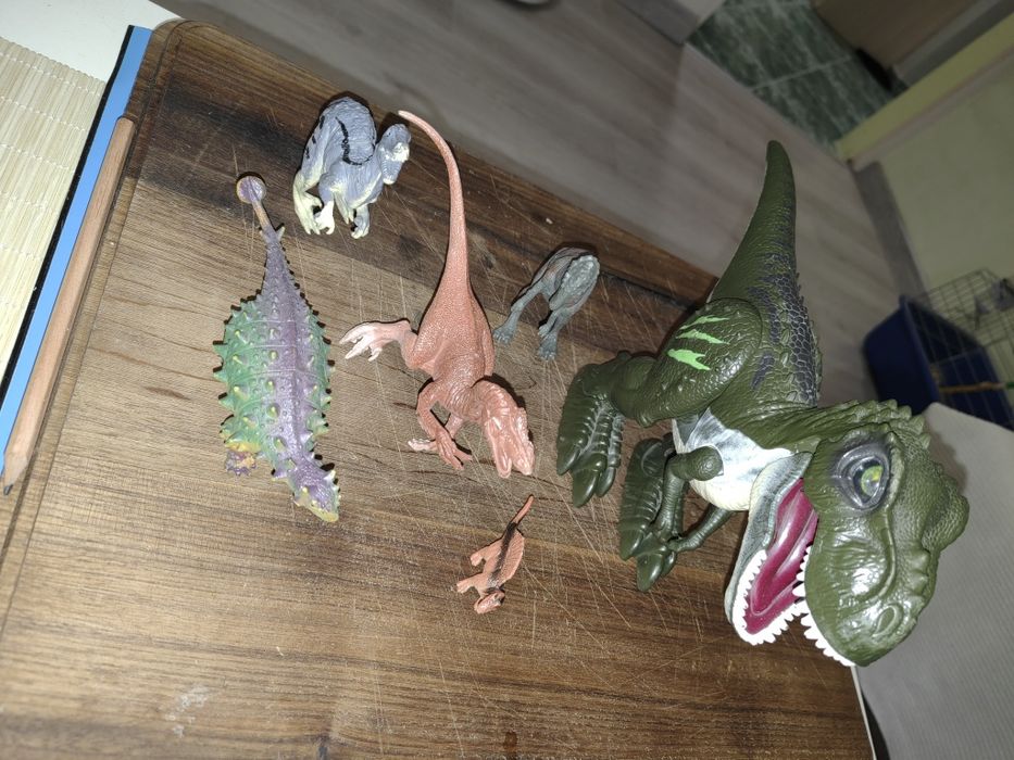 Динозаври лот от 6 броя