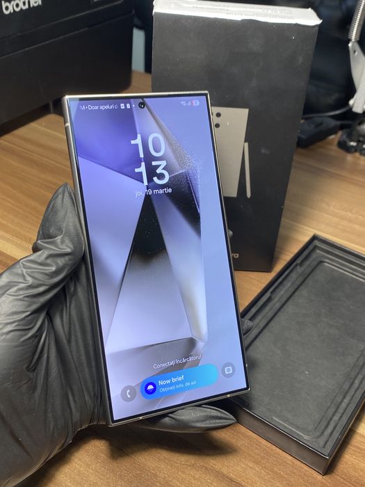 Samsung Galaxy s24 ultra • 512 GB • Titanium Gray