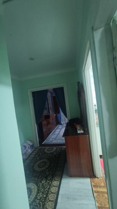 Продается 2-комнатная квартира в г. Чирчик, 3-микрорайон