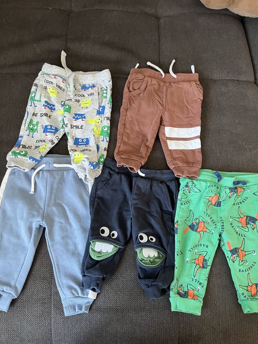 Pantaloni copii marimea 74