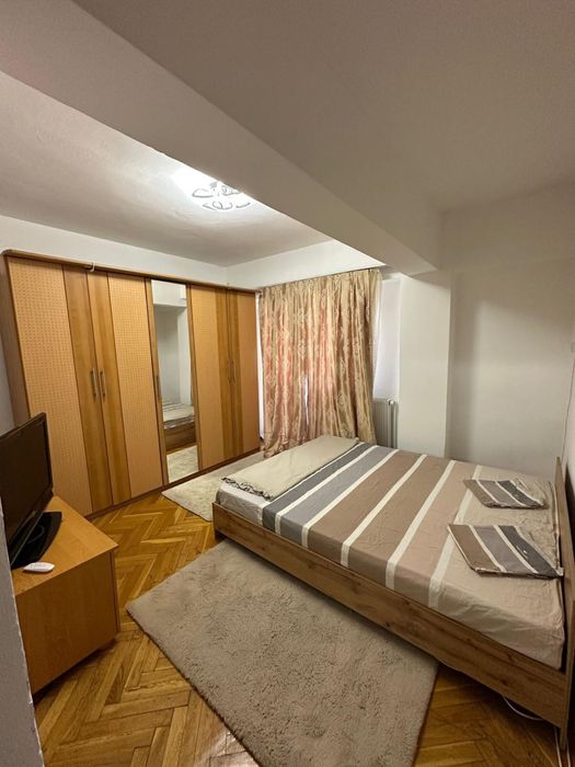 Apartament de inchiriat
