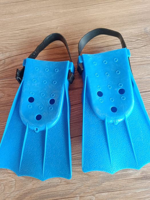 SPEEDO-плавници за плуване