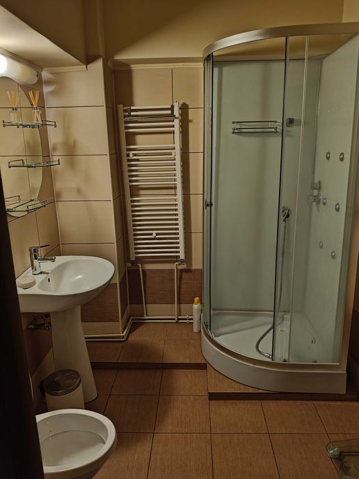 Apartament 3 camere Pitesti - LIDL Prundu