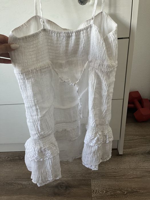 Hugo boss бяла рокля