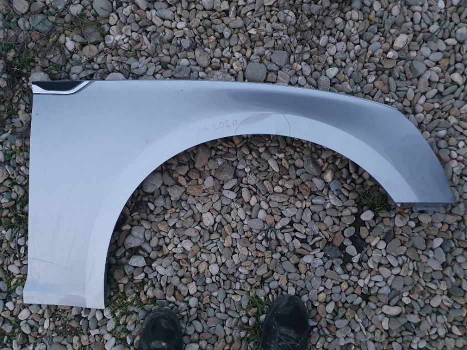 aripa dreapta fata a5 an 2020