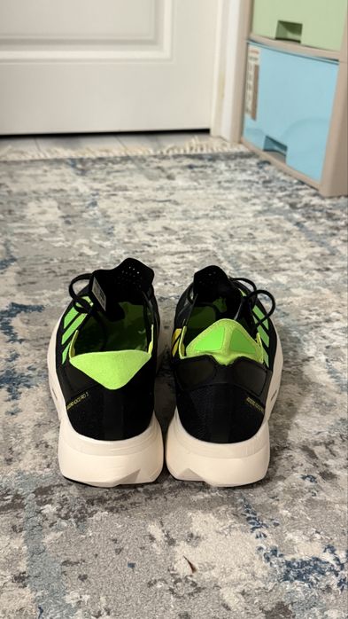 Продам кроссовки Adidas Adizero Adios Pro 3
