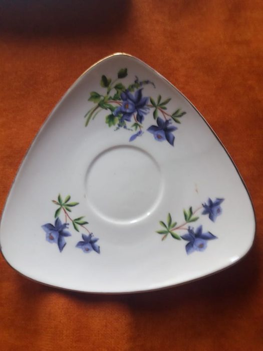 Тарелки для закуски