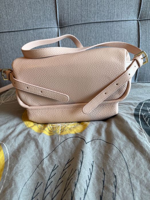 Кожена раница Zarena в цвят пудра