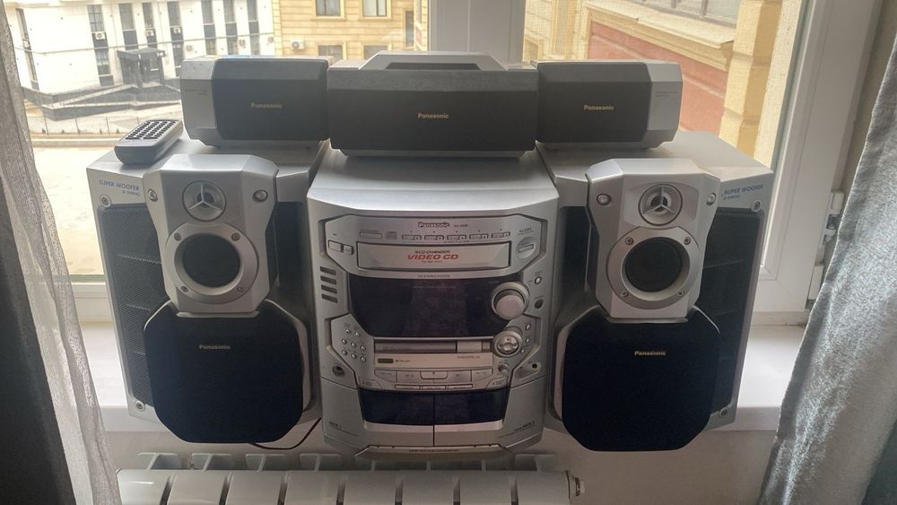 Музыкальный центр