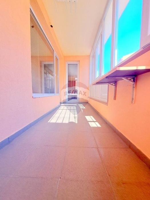 Продава се Тристаен апартамент в Варна, Възраждане 1 - 94 кв.м за 1649 €/кв.м - Снимка #7