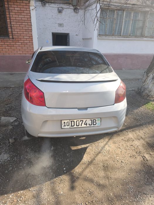 Продаю заз форза