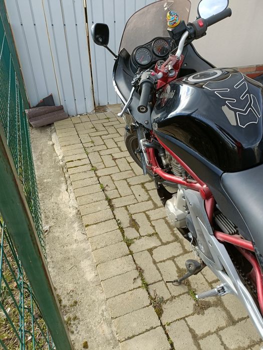 Kawasaki ER6F 650 2006 – lovită dreapta – pornește