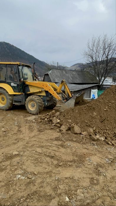 Vând buldoexcavator