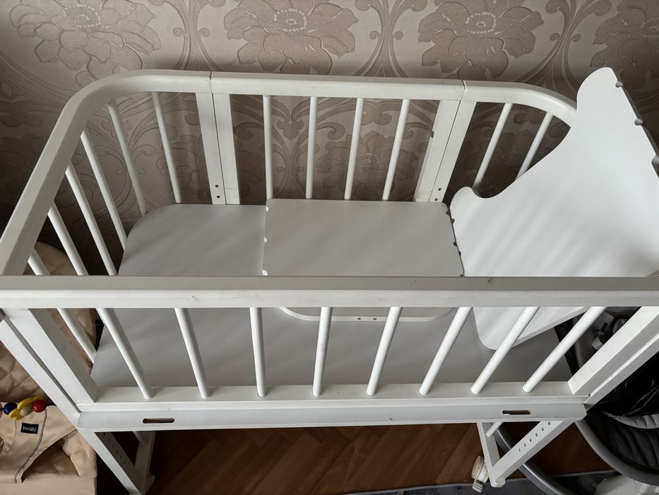 Продам детскую кроватку