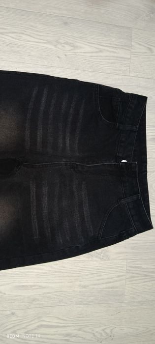 Продам новые джинсы