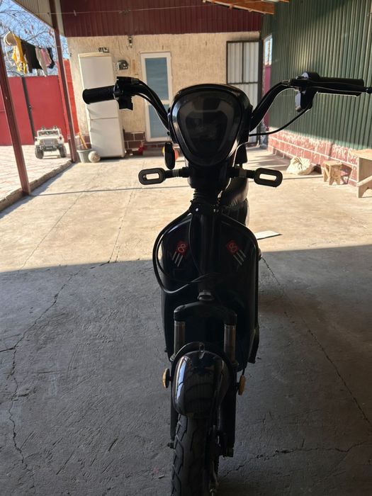 Продам скутер электро