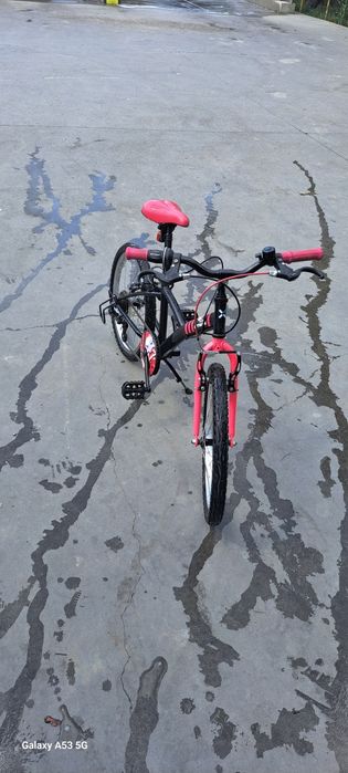 Bicicleta pentru fete