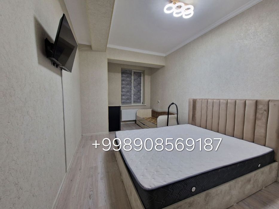 Текстиль бурч аптекаси оркасида 2 хонали квартира ижарага берилади!