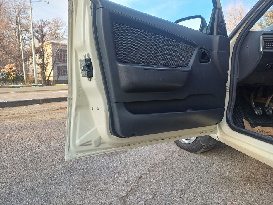 Нексия 2 2012 года