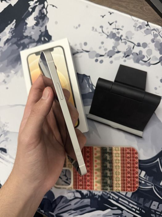 iPhone 12 64GB FULL BOX.Impecabil