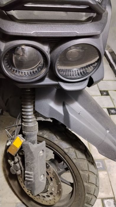 Срочно продам скутер танк