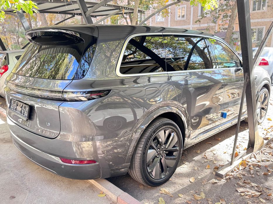 Lixiang L9 ultra 2024