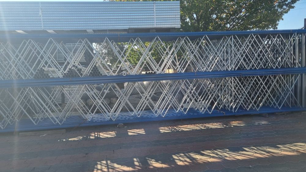 Rafturi metalice industriale