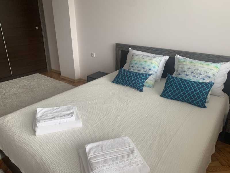 Дава се под наем Многостаен апартамент в Велико Търново, Център - 135 кв.м за 459 € - Снимка #6