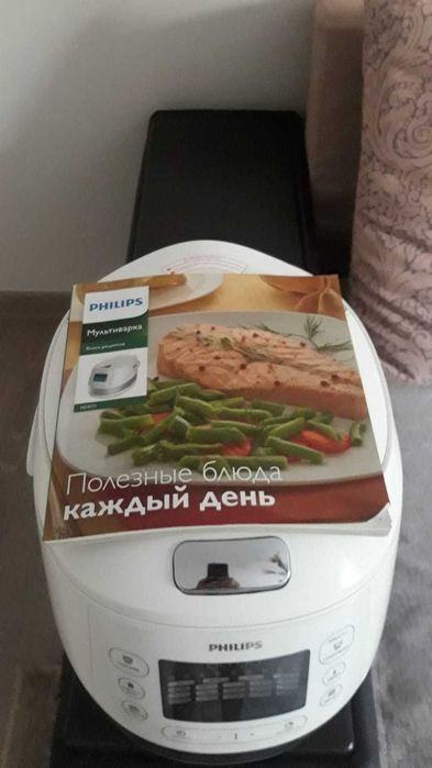 Продам мультиварку PHILIPS  HD4731 в отличном состоянии.