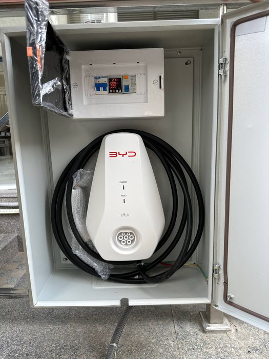 Зарядное устройство для электромобиля