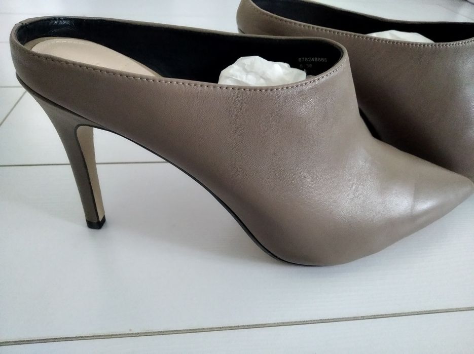Pantofi tip botine