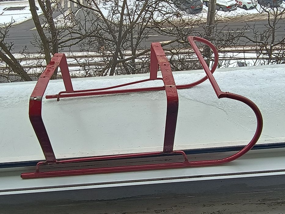 Săniuța de mici dimensiuni