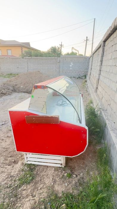 Холодильник витрина