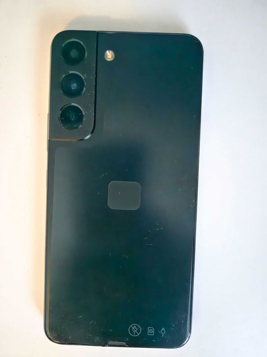 Samsung Galaxy S22 + Samsung Galaxy Watch 4 Classic LTE