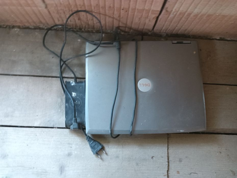 Vand leptop dell in stare de functiune