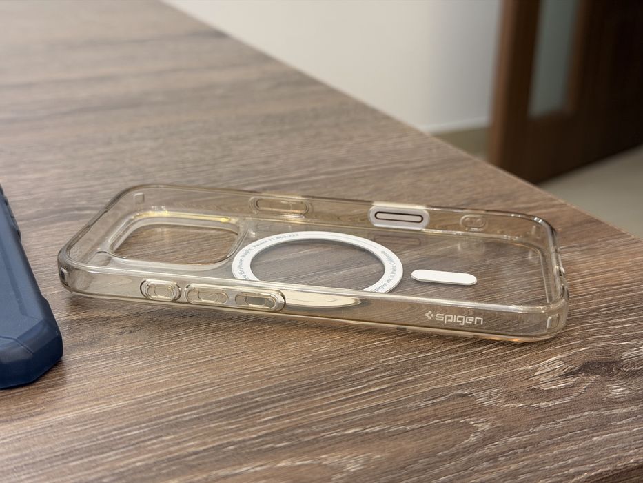 Kit protectie iPhone 16 Pro - 3 huse + folie sticla