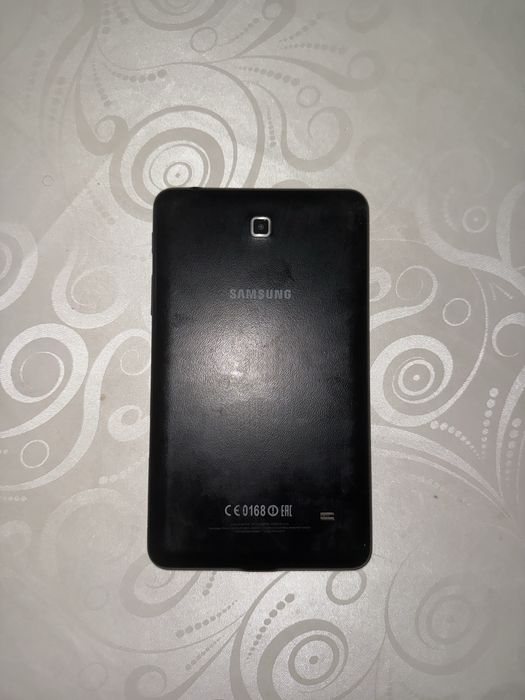Планшет Samsung Galaxy Tab 4