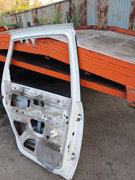 Продам дверь на гранту