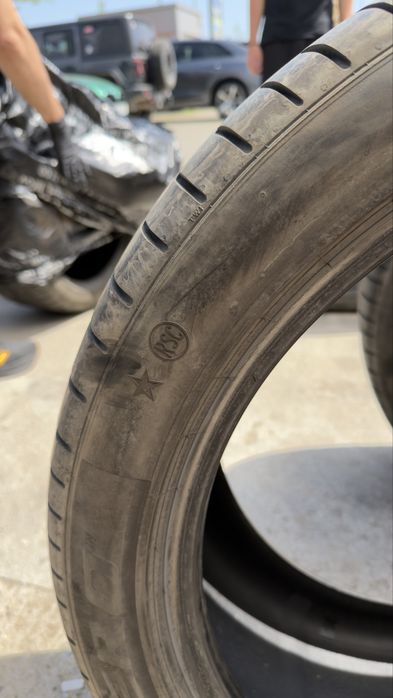 Anvelope Pirelli Pzero R21 X5 aproape noi 5000km runflat vara