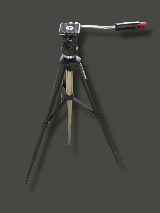 Професионален статив за фото/видео REVUE 1633 – Made in Germany