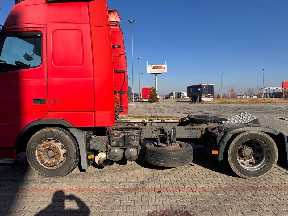Dezmembrăm VOLVO FH12 EURO 3