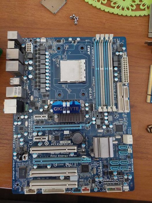 Дънна платка Gigabyte Technology GA-MA78LMT-US2H Socket AM3 HT3.0 DDR3 1666+ Motherboard