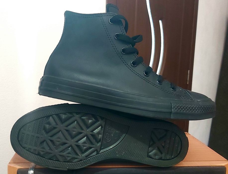 Ghete Converse Chuck Taylor All Star Rubber/Leather – Noi – Mărimea 38