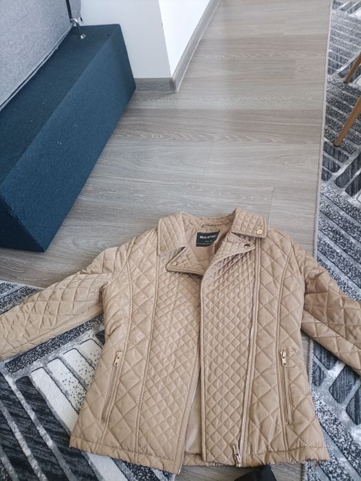 Дамски якета запазени